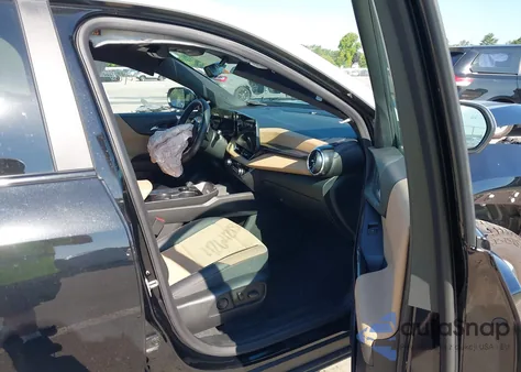 2025 Chevrolet Equinox Activ from USA, damaged, VIN 3GNAXSEG8SL147567